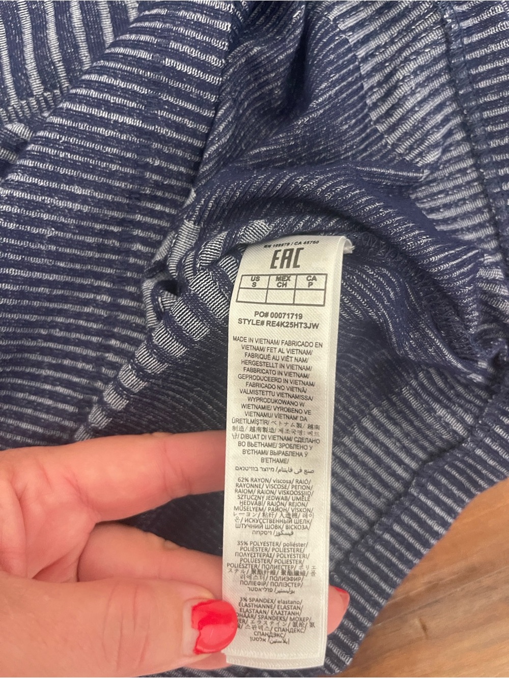 New rag & bone The Knit Two Tone Henley Tee Top - Picture 11 of 13